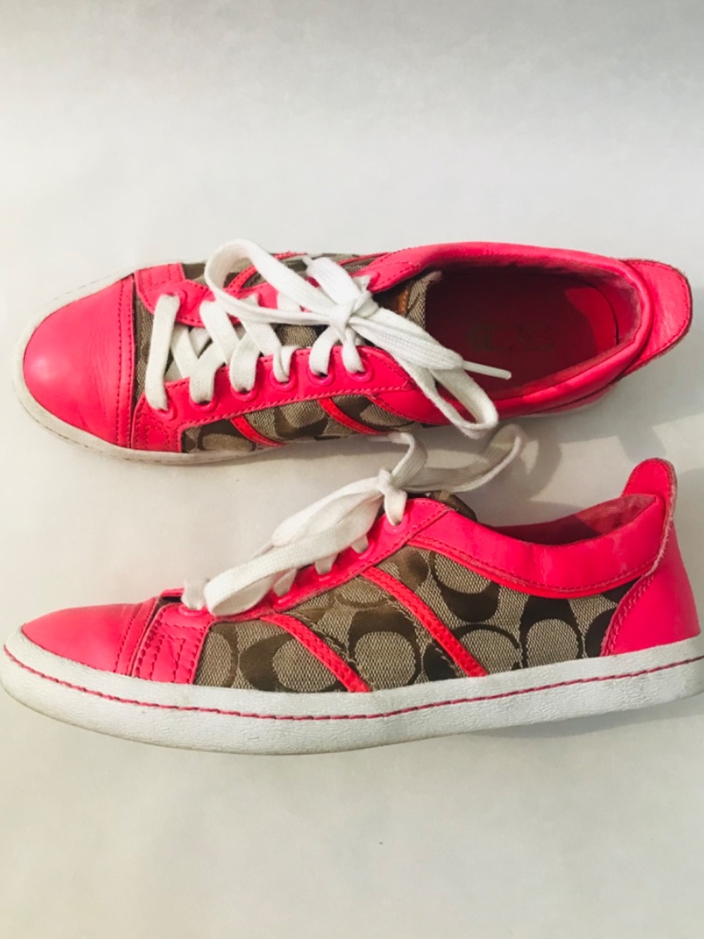 Coach Alivia Signature Logo Canvas Tennis Shoes Sneakers Hot Pink Leather Trim - Picture 9 of 11